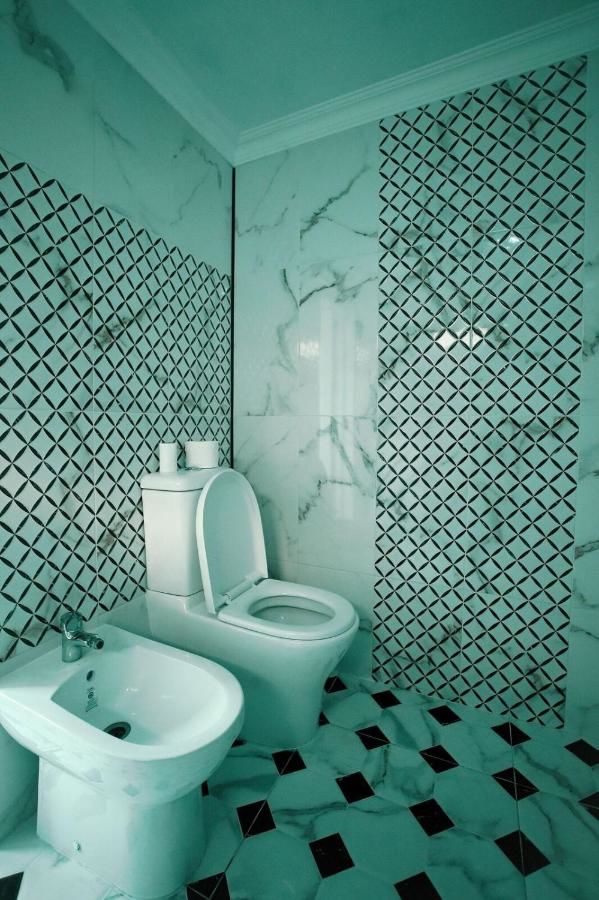 Отели типа «постель и завтрак» Apartment OLD KUTAISI Кутаиси-13