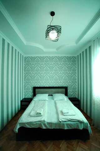 Отели типа «постель и завтрак» Apartment OLD KUTAISI Кутаиси Двухместный номер с 1 кроватью-25
