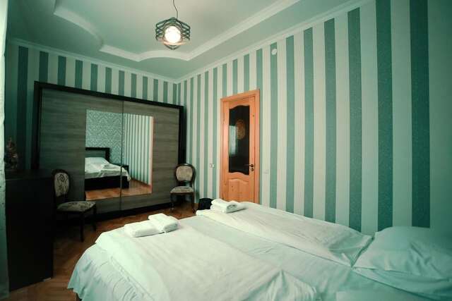 Отели типа «постель и завтрак» Apartment OLD KUTAISI Кутаиси-18